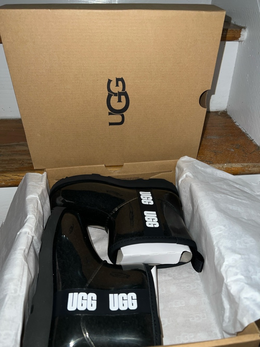 UGG Black Glossy Rain Ankle Boots with White Logo Brand New Big Kids Size 2